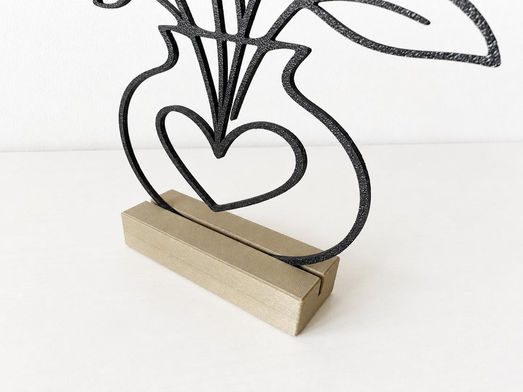Minimalist Line Art Flower Stand – detail view 4