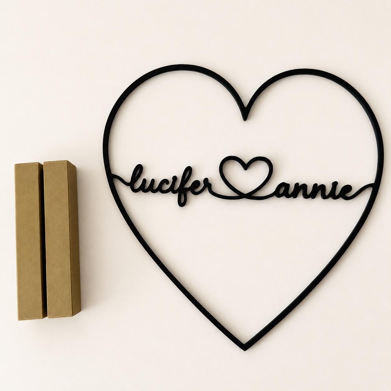 Personalized Heart Name Stand for Couples – detail view 5