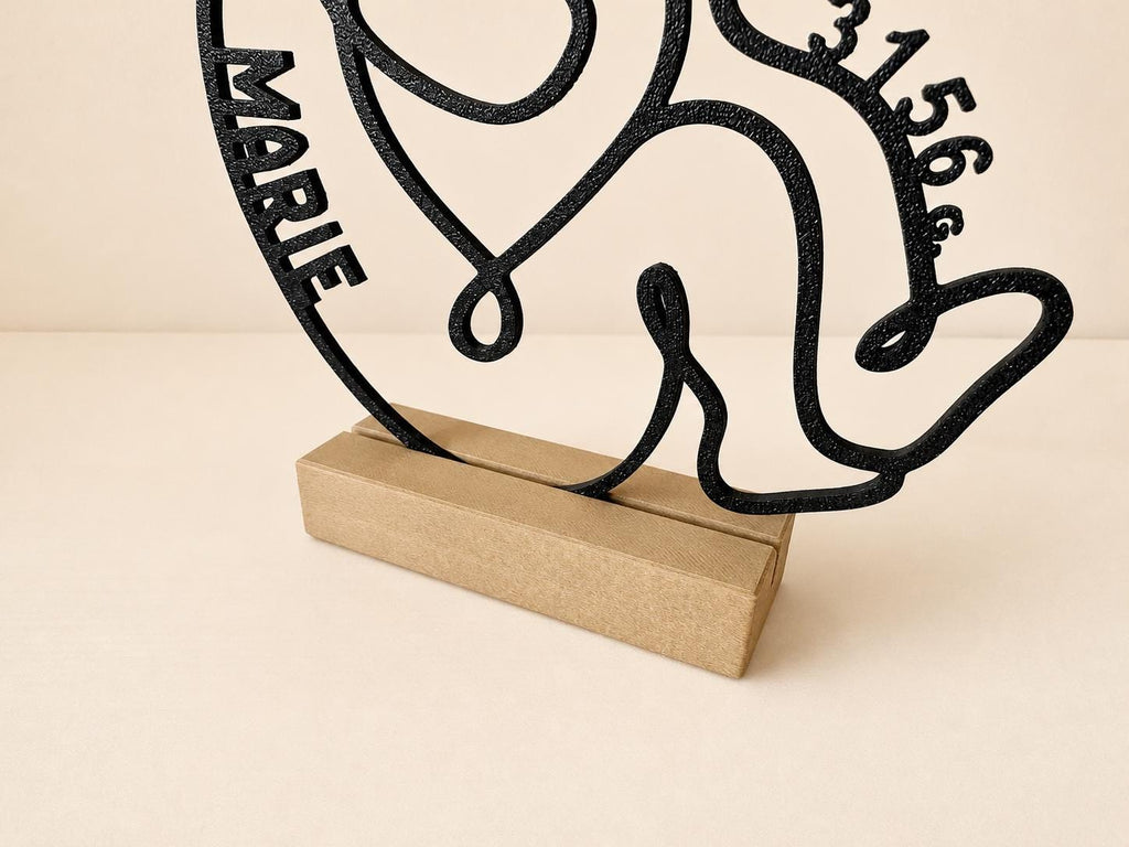 Personalized Baby Birth Details Name Stand – detail view 3